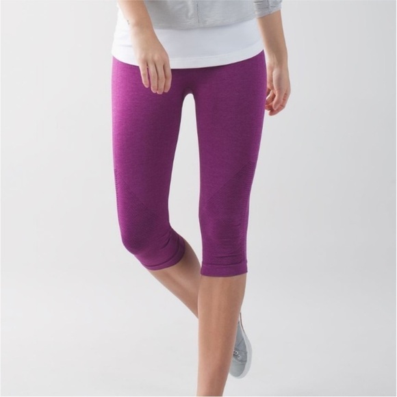 Lululemon In The Flow Crop II Leggings - Picture 2 of 13
